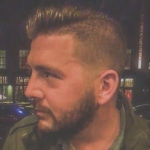 Meet your Posher, Jay